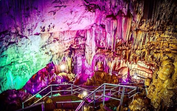 5 Tempat Wisata Lokal Nuansa Internasional